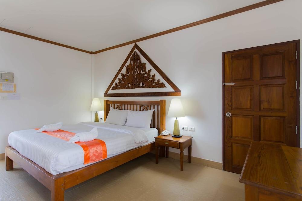 Onnicha Hotel Ratsada Kültér fotó