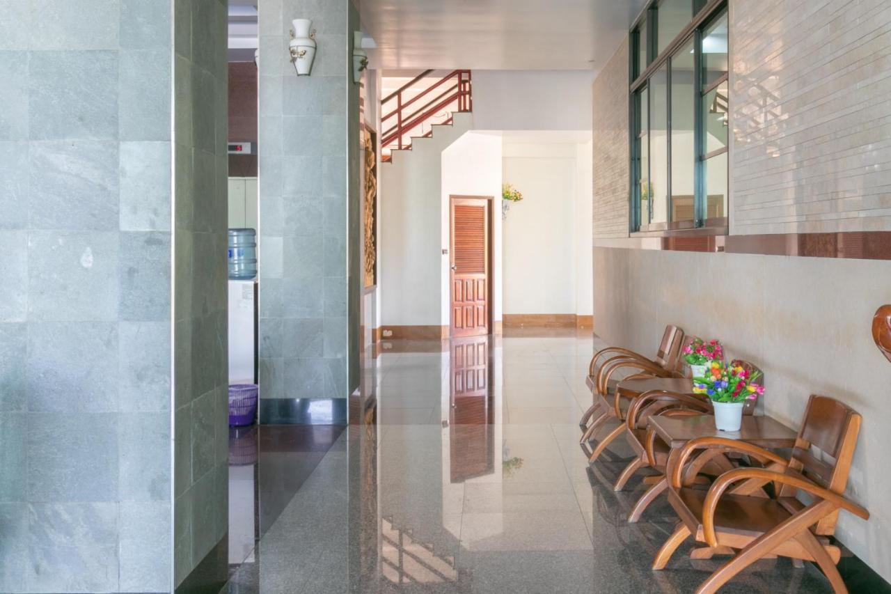 Onnicha Hotel Ratsada Kültér fotó