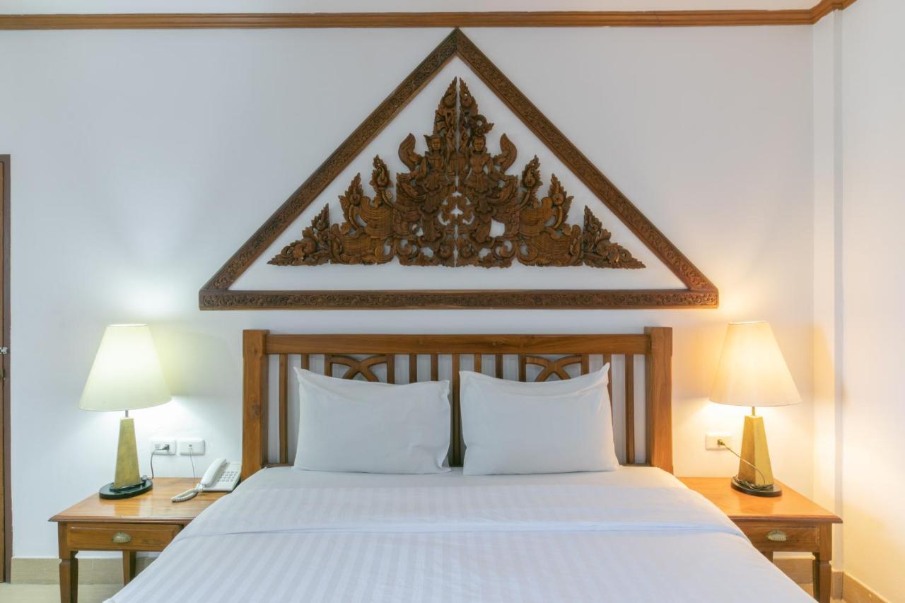 Onnicha Hotel Ratsada Kültér fotó