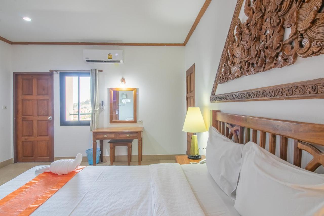 Onnicha Hotel Ratsada Kültér fotó