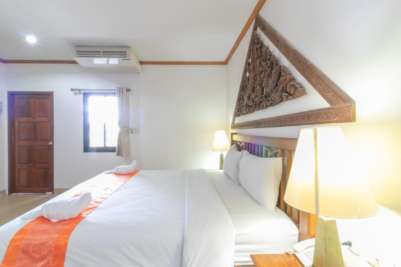 Onnicha Hotel Ratsada Kültér fotó
